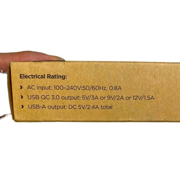 Echogear Portable USB Wall Charger - Picture 2 of 3